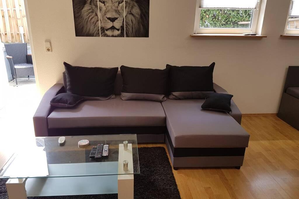 Schoene Wohnung In Karben - Rendel, Mit Freisitz Buitenkant foto