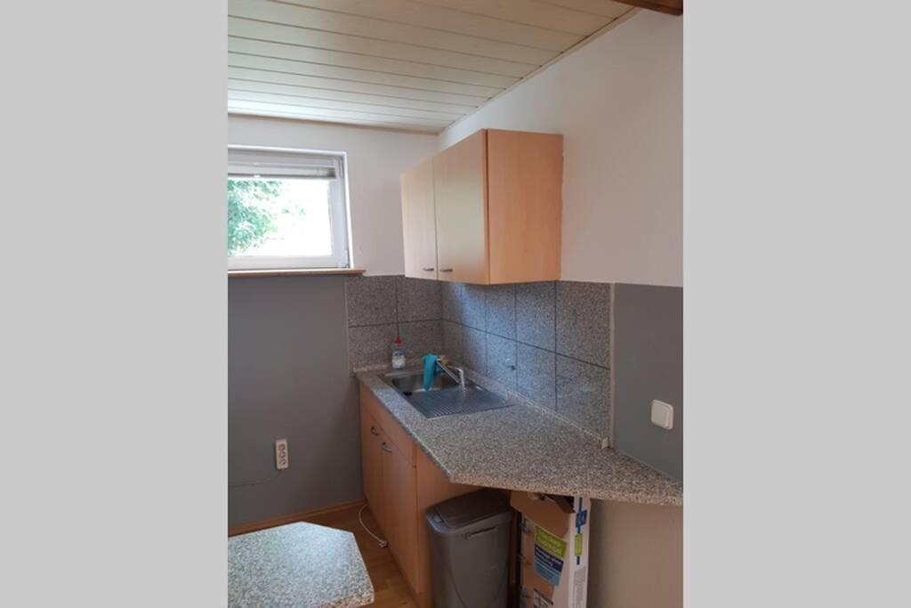 Schoene Wohnung In Karben - Rendel, Mit Freisitz Buitenkant foto
