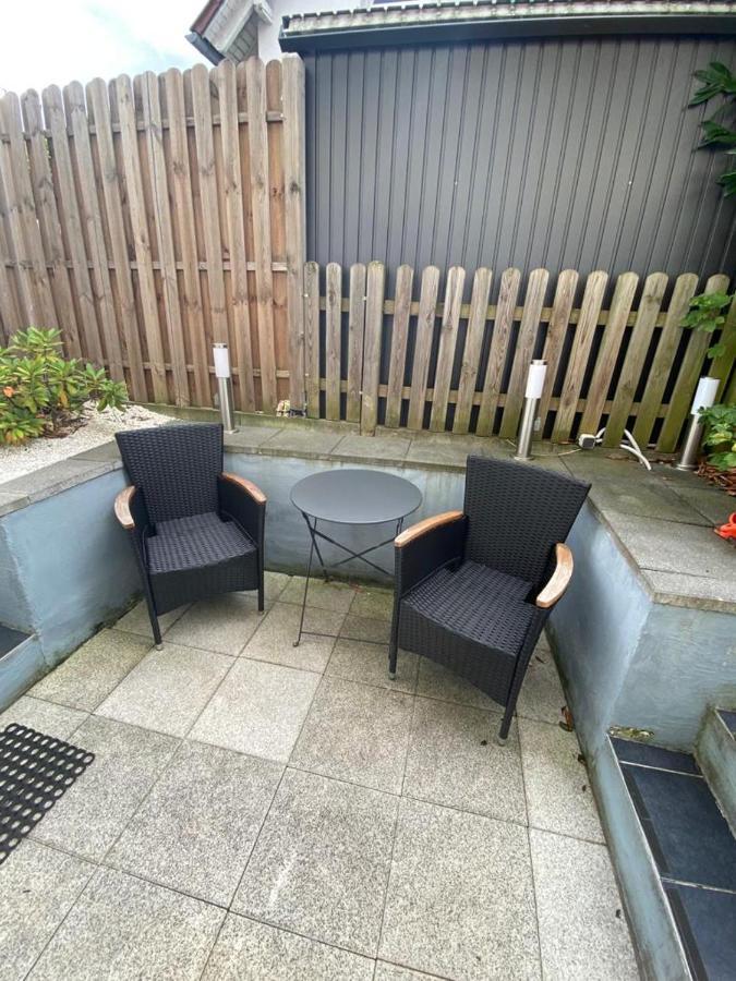 Schoene Wohnung In Karben - Rendel, Mit Freisitz Buitenkant foto